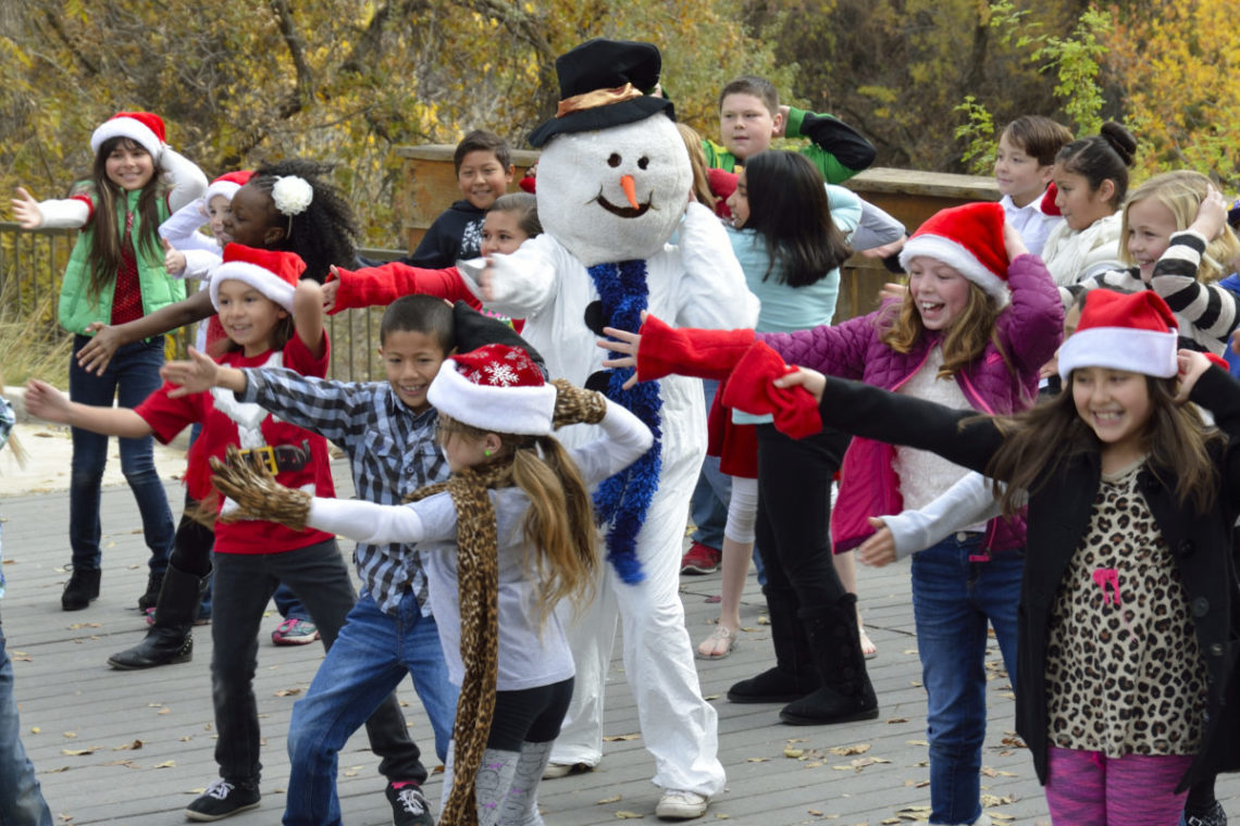 Family Holiday Festival at wfol.org